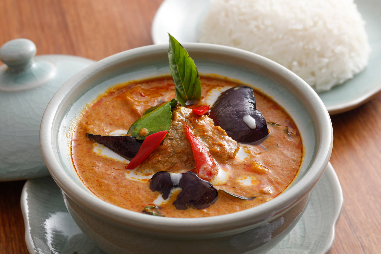 タイ南部風レッドカレー黒毛和牛 <ゲーン チュムボーンヌア>(冷凍)